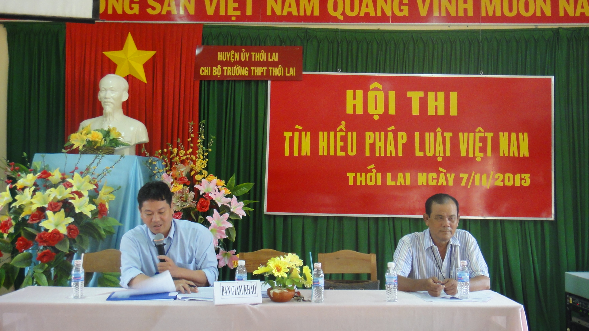 Hội thi tìm hiểu pháp luật Việt Nam