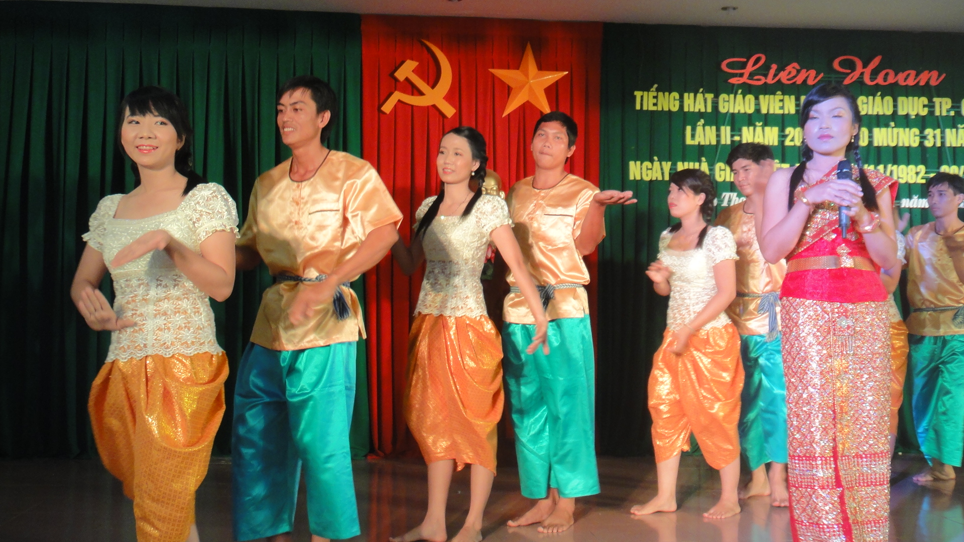 Trường THPT Thới Lai tham dự liên hoan tiếng hát giáo viên thành phố Cần Thơ lần II