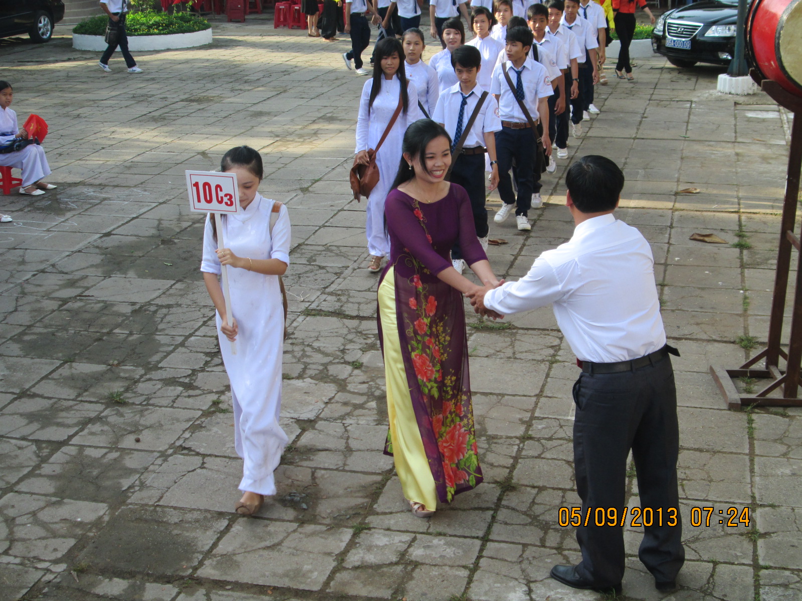 LỚP 10C3